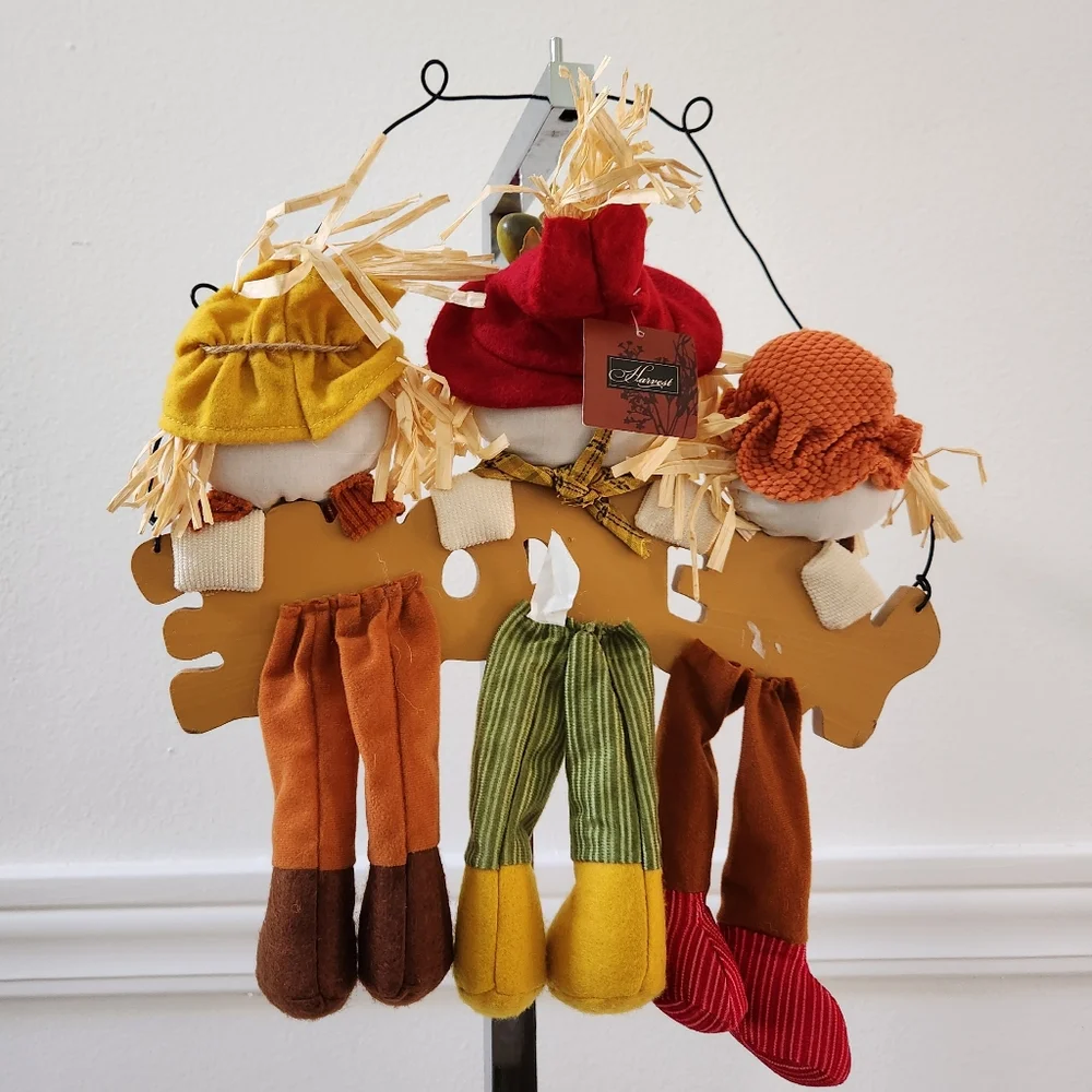 Harvest scarecrow welcome